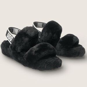 UGG • Size 9 • black slipper sandal slippers